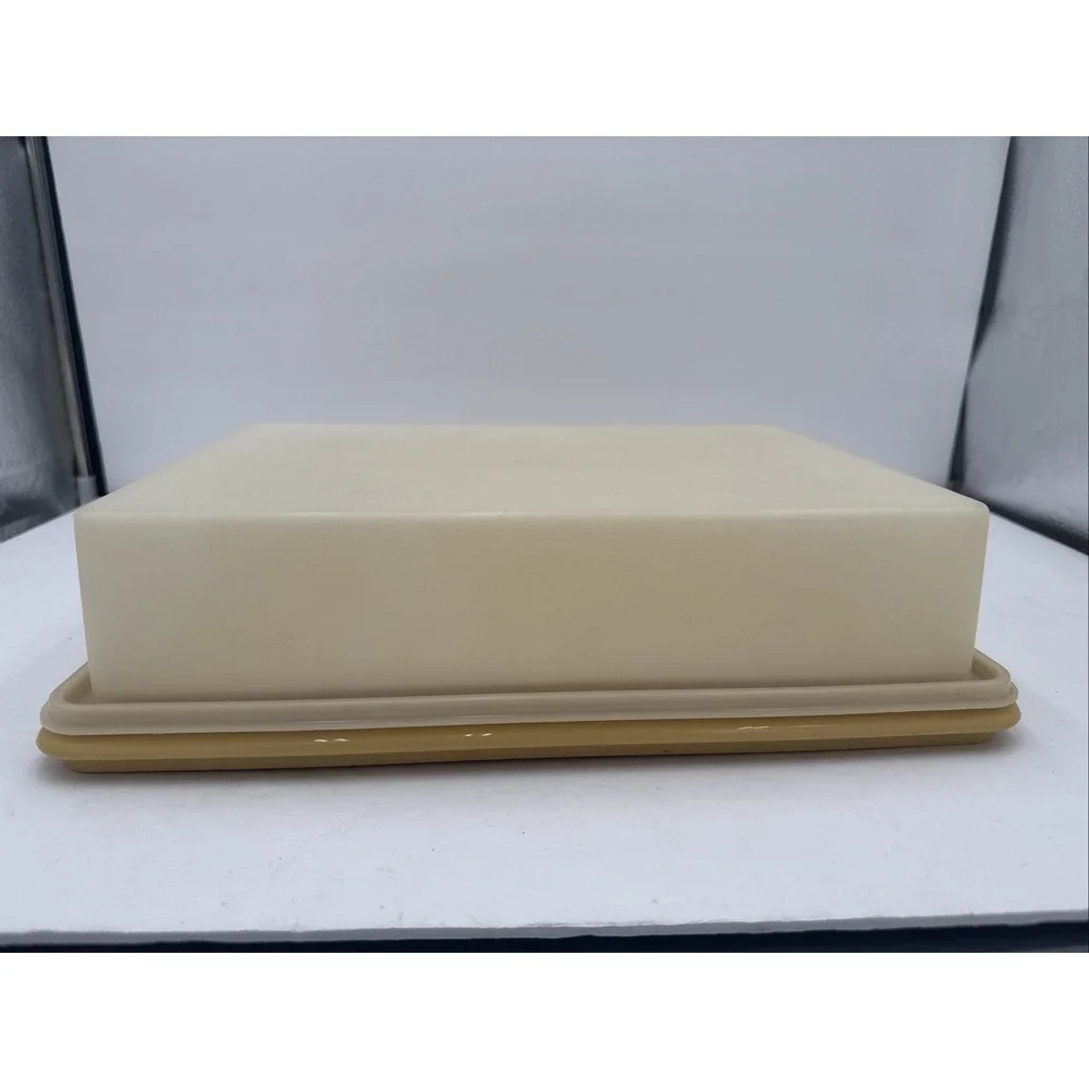 Tupperware vintage rectangular